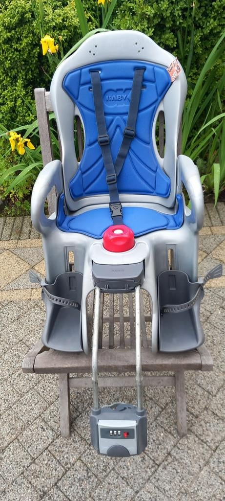2 Fietsstoeltjes OKBaby met cijferslot en gordels tot 22 kg, Fietsen en Brommers, Ophalen, Achterzitje, Voetsteuntjes, 9 t/m 18 kg