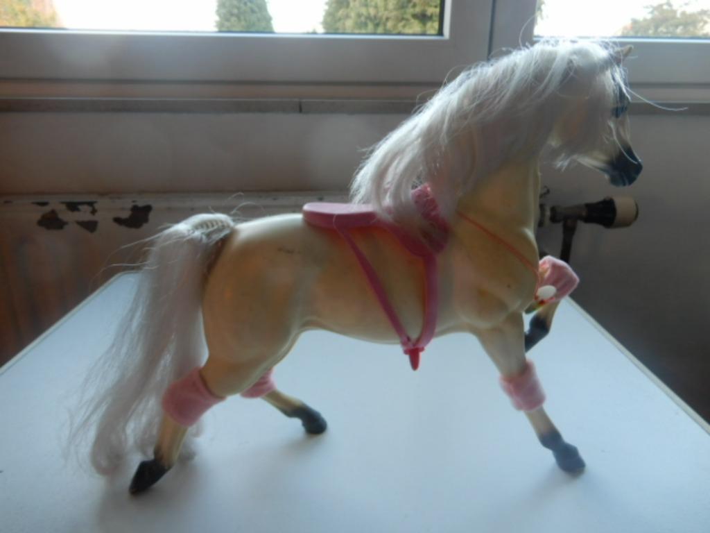 Jeu Barbie vintage "Prince" son cheval arabe 1983, Enfants & Bébés, Jouets | Poupées, Enlèvement ou Envoi, Utilisé, Barbie