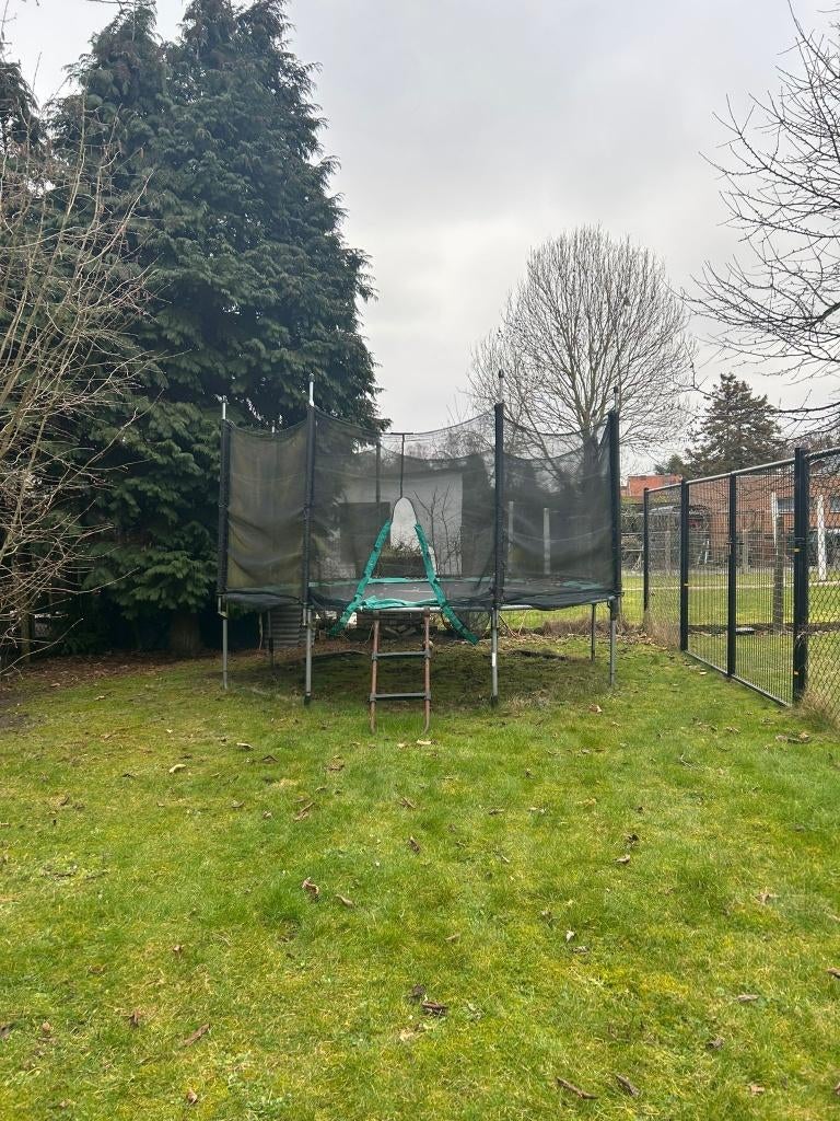 Trampoline, Enlèvement, Utilisé