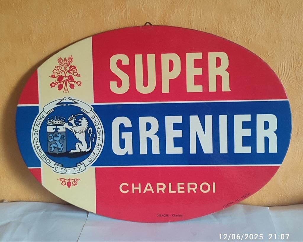 Kartonnen reclame van SUPER GRENIER CHARLEROI., Verzamelen, Biermerken, Ophalen of Verzenden, Gebruikt, Reclamebord, Plaat of Schild