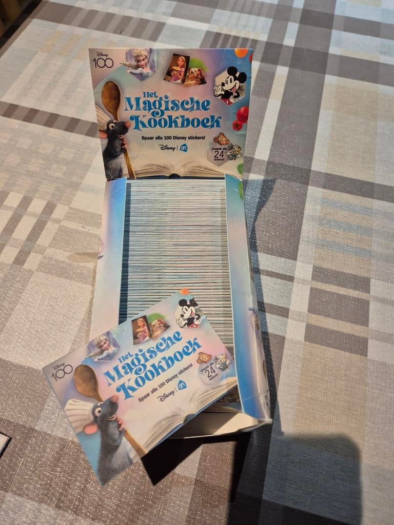 HET MAGISCHE KOOKBOEK., Verzamelen, Ophalen of Verzenden