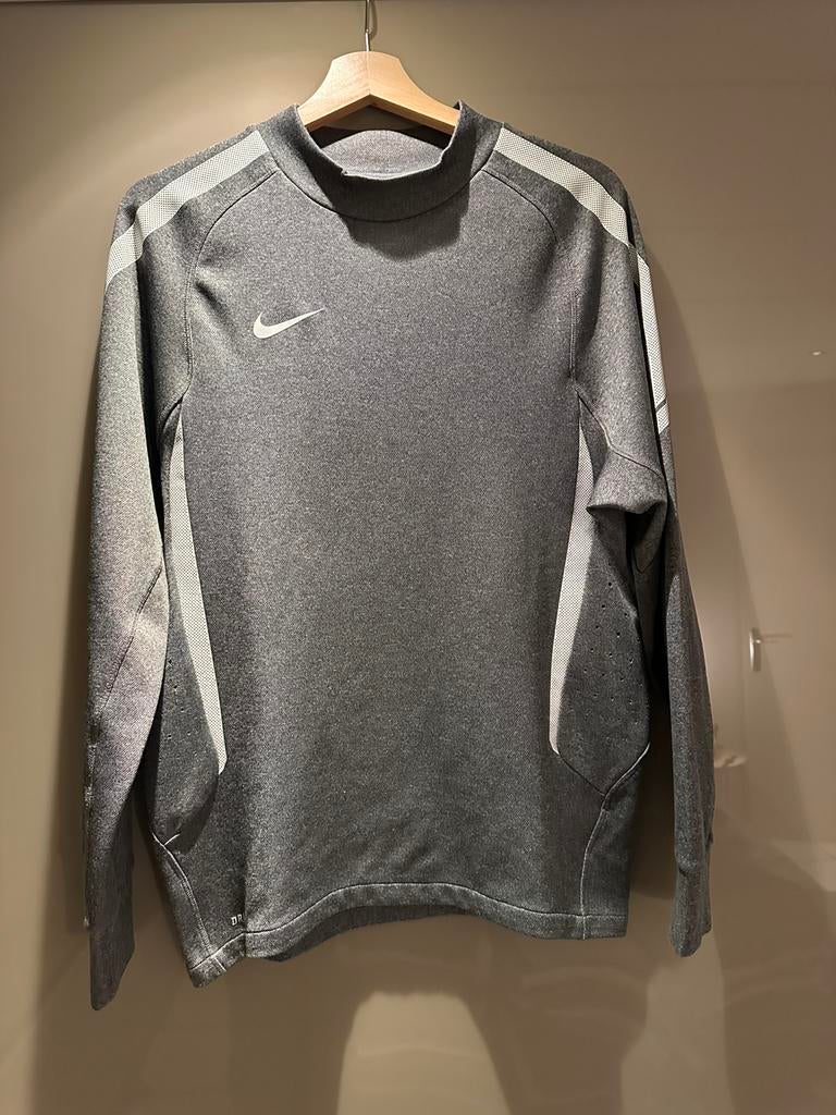 Pull d'entraînement exclusif Nike en parfait état, Taille S, Enlèvement ou Envoi, Comme neuf, Maillot
