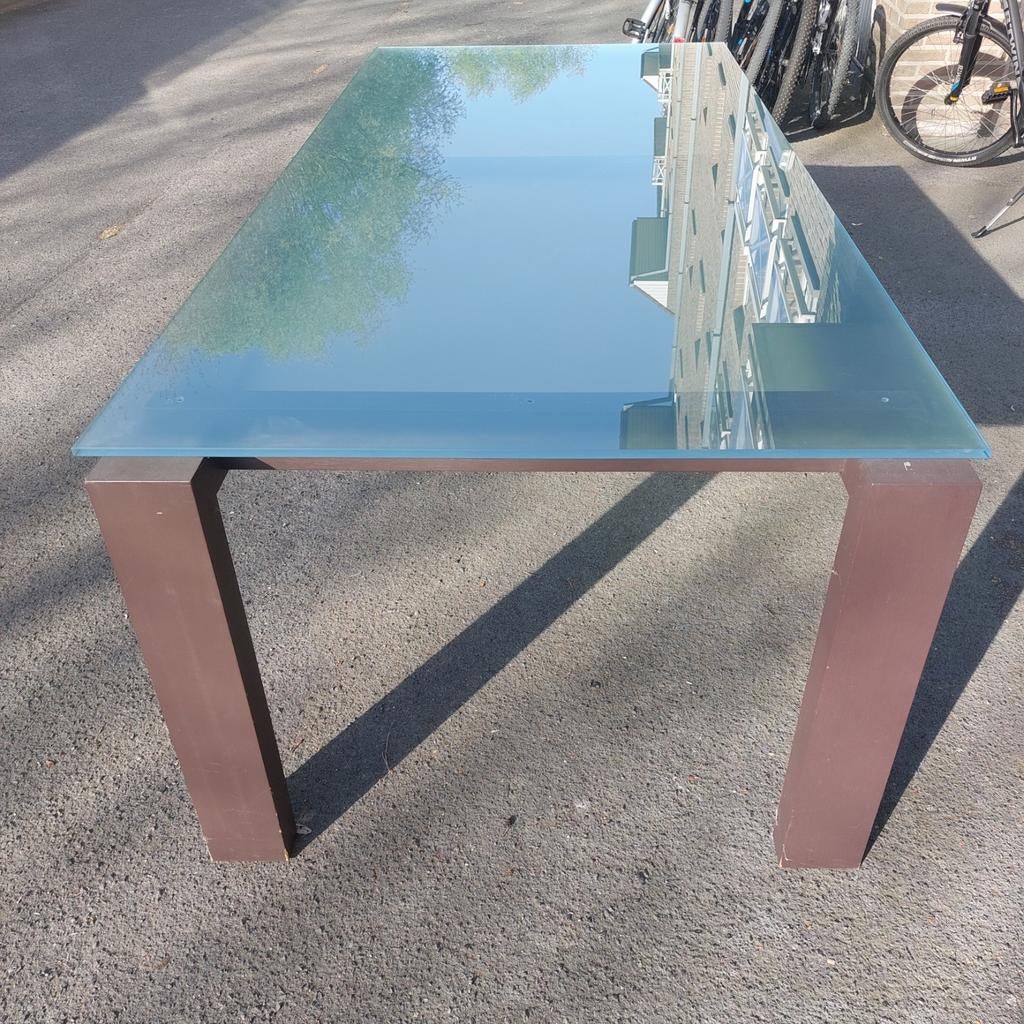 Tafel van massief hout en glas! Erg mooi!, Tuin en Terras, Ophalen, Zo goed als nieuw