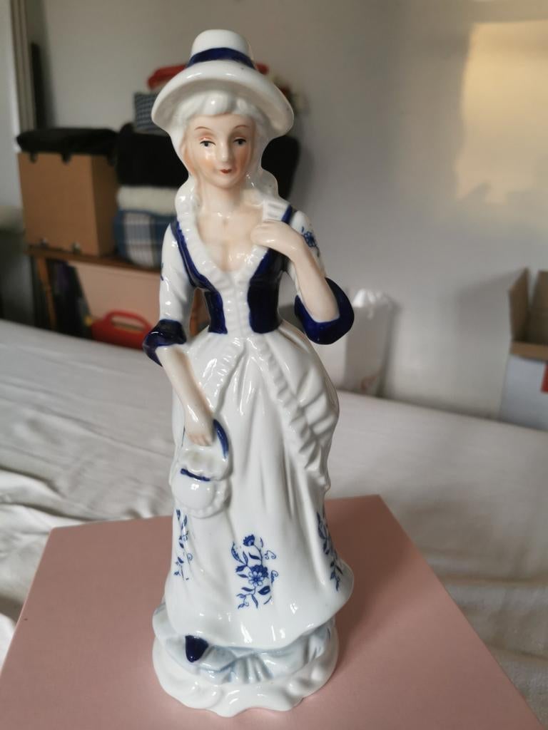 Antiek porselein beeldje in Delfts blauw, Ophalen of Verzenden