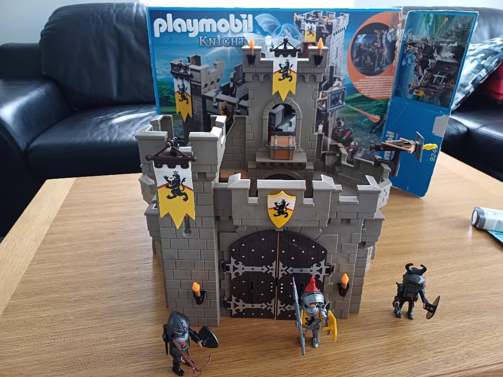 Playmobil 9240 Knights - château  dragon et lampe de travail, Enfants & Bébés, Jouets | Playmobil, Enlèvement ou Envoi, Comme neuf