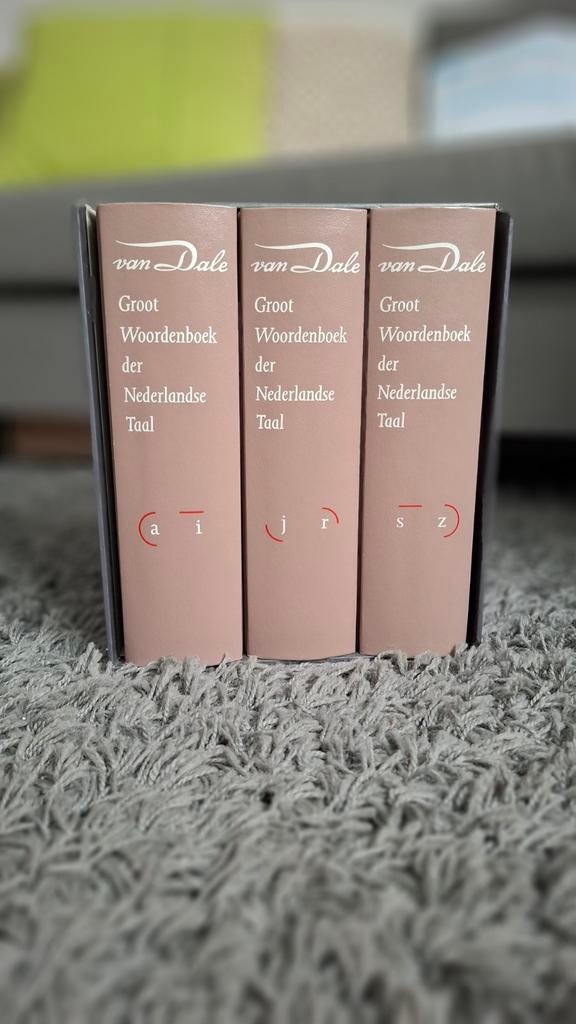 Woordenboek NL / Van Dale, Boeken, Ophalen, Van Dale
