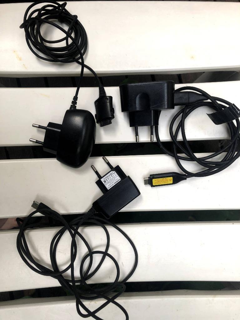Chargeurs vintage (Samsung et Siemens) - Lot de trois, Envoi, Samsung