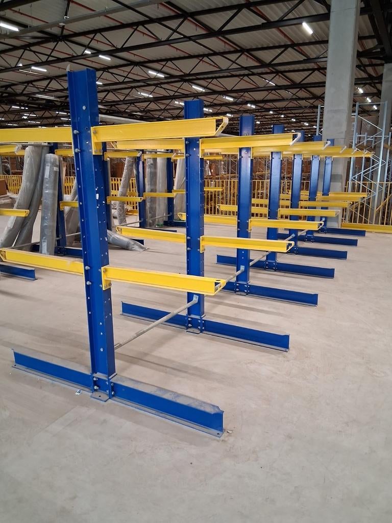 Draagarmstelling dubbelzijdig 2.0x1.75x4.0 als nieuw., Zakelijke goederen, Kantoor en Winkelinrichting | Magazijn, Stelling en Opslag