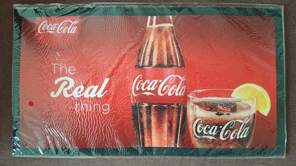 Coca-cola Tapis de bar neuf sous blister 44 x 24,5, Enlèvement ou Envoi, Neuf, Panneau publicitaire