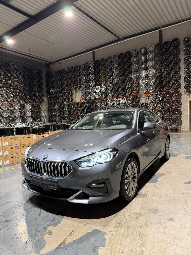 BMW 220 Gran Coupé 220i Luxury Line, Cuir, Argent ou Gris, Apple Carplay, 131 kW