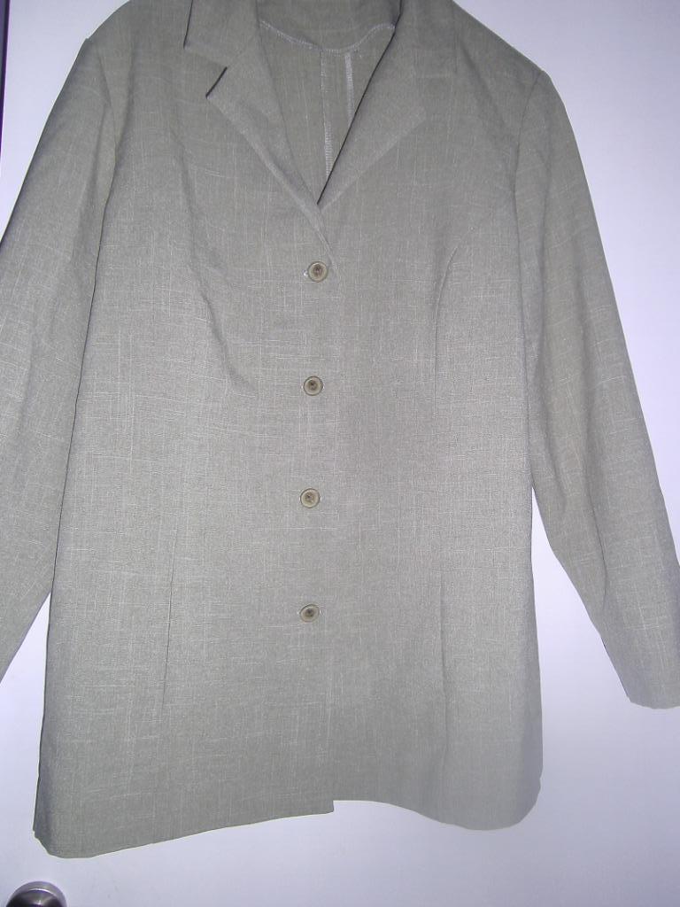 costume femme taille 44 veste short/jupe, Enlèvement ou Envoi, Comme neuf, Taille 42/44 (L), Costume ou Complet