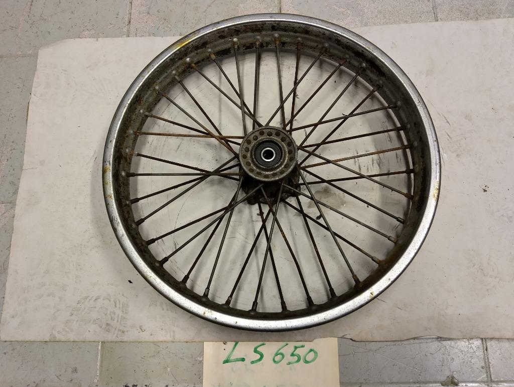 suzuki savage 650 ls 650 voorwiel velg met veel roest, Motoren, Ophalen of Verzenden, Gebruikt