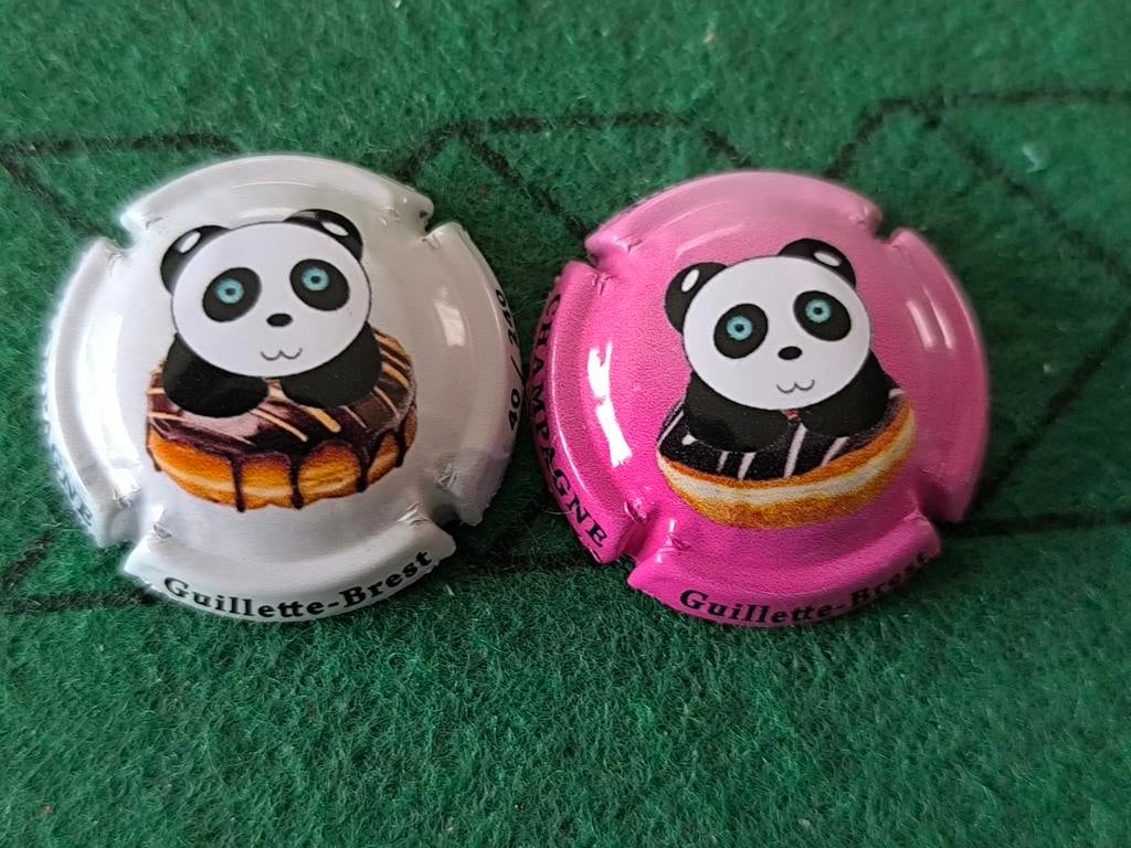 2 Champagne capsule GUILLETTE BREST  , Belgische uitgave, Ophalen of Verzenden, Zo goed als nieuw
