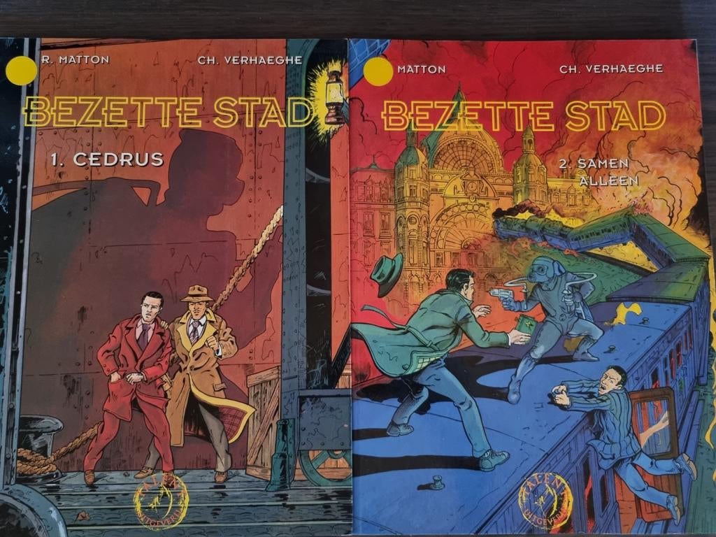 De bezette stad 1 en 2, softcover, Ophalen of Verzenden, Zo goed als nieuw