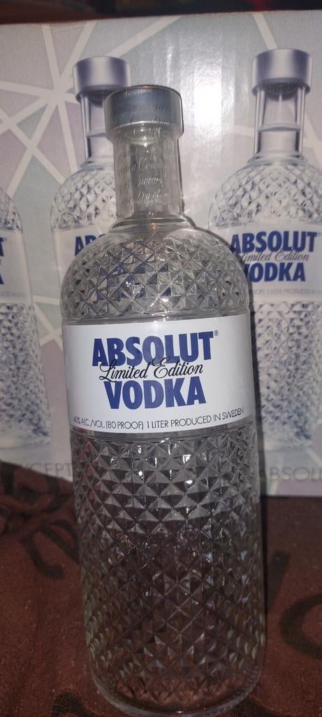 Bouteille de vodka édition spéciale neuve, Enlèvement ou Envoi, Neuf