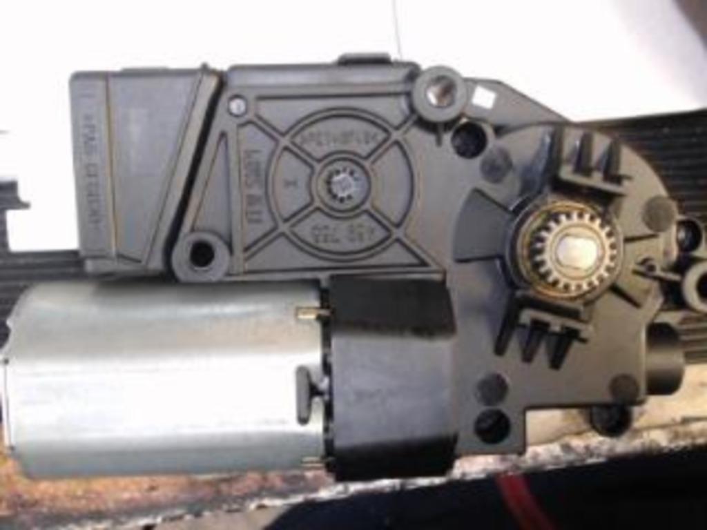 Moteur toit ouvrant 2 Mercedes W242 2014-2019 LP/14246, Ophalen of Verzenden, Gebruikt