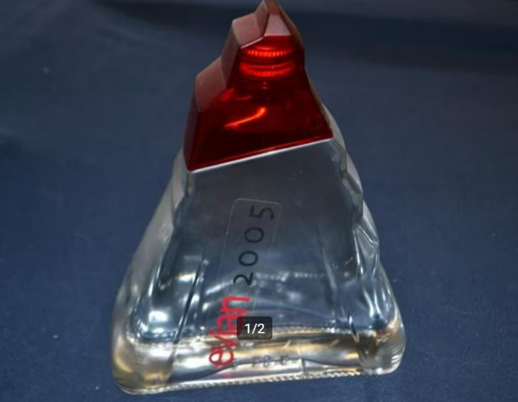 DESIGN EVIAN COLLECTOR FLESSEN 2002 EN 2005, Verzamelen, Ophalen of Verzenden, Zo goed als nieuw, Waterglas