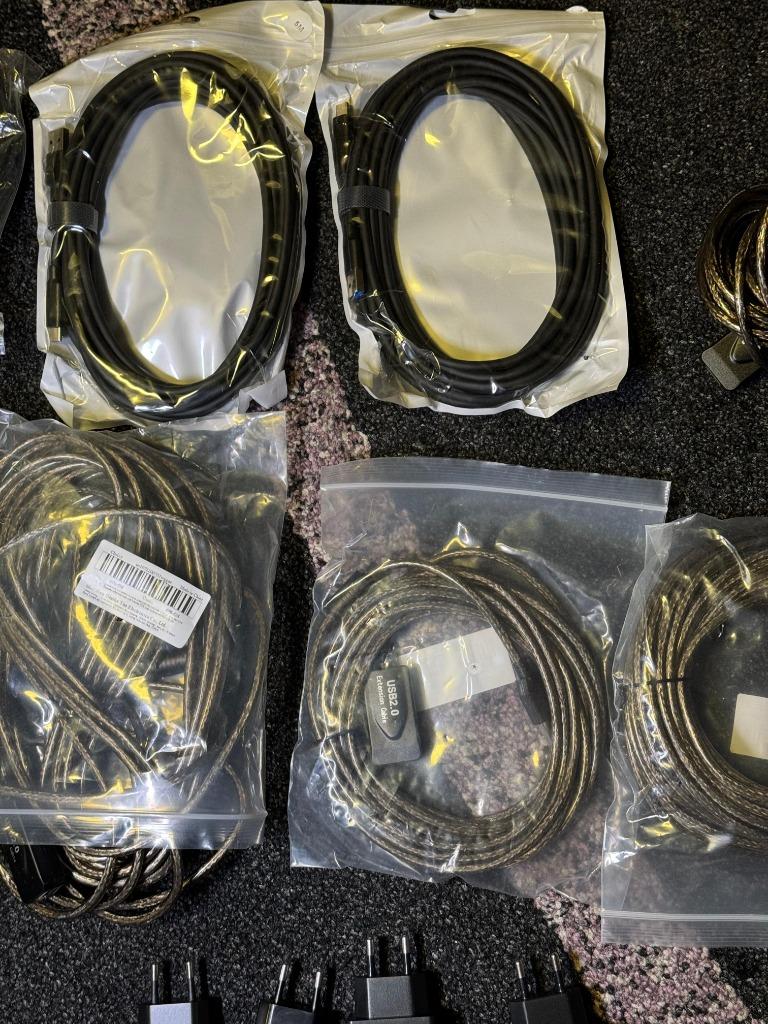 Lot de 20 cables usb type A/C/Micro/3.0 - 3.2/ 5m à 20m, Enlèvement ou Envoi, Neuf