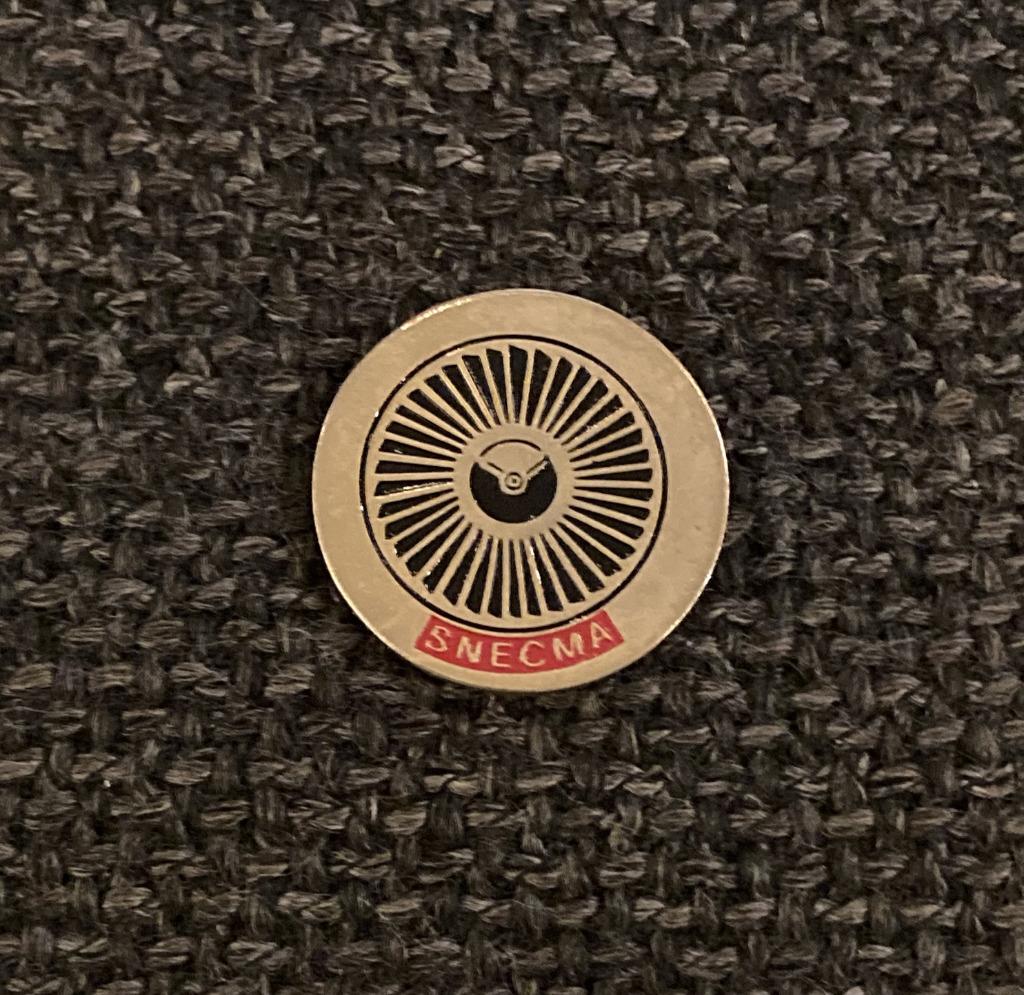 PIN - SNECMA - VLIEGTUIG - MOTOR - VLIEGTUIGMOTOREN, Envoi, Utilisé, Transport, Insigne ou Pin's