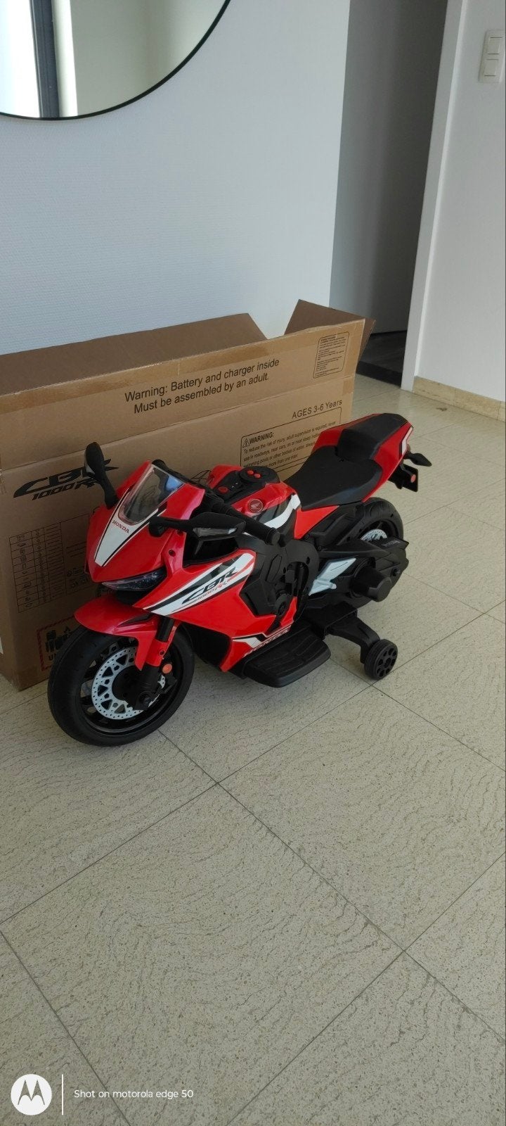 Electrische kindermotor - Honda CBR 1000RR, Zo goed als nieuw