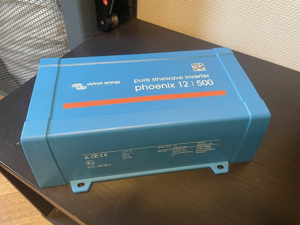Victron energy pure sinewave phoenix invertor 230v, Caravanes & Camping, Enlèvement ou Envoi, Neuf