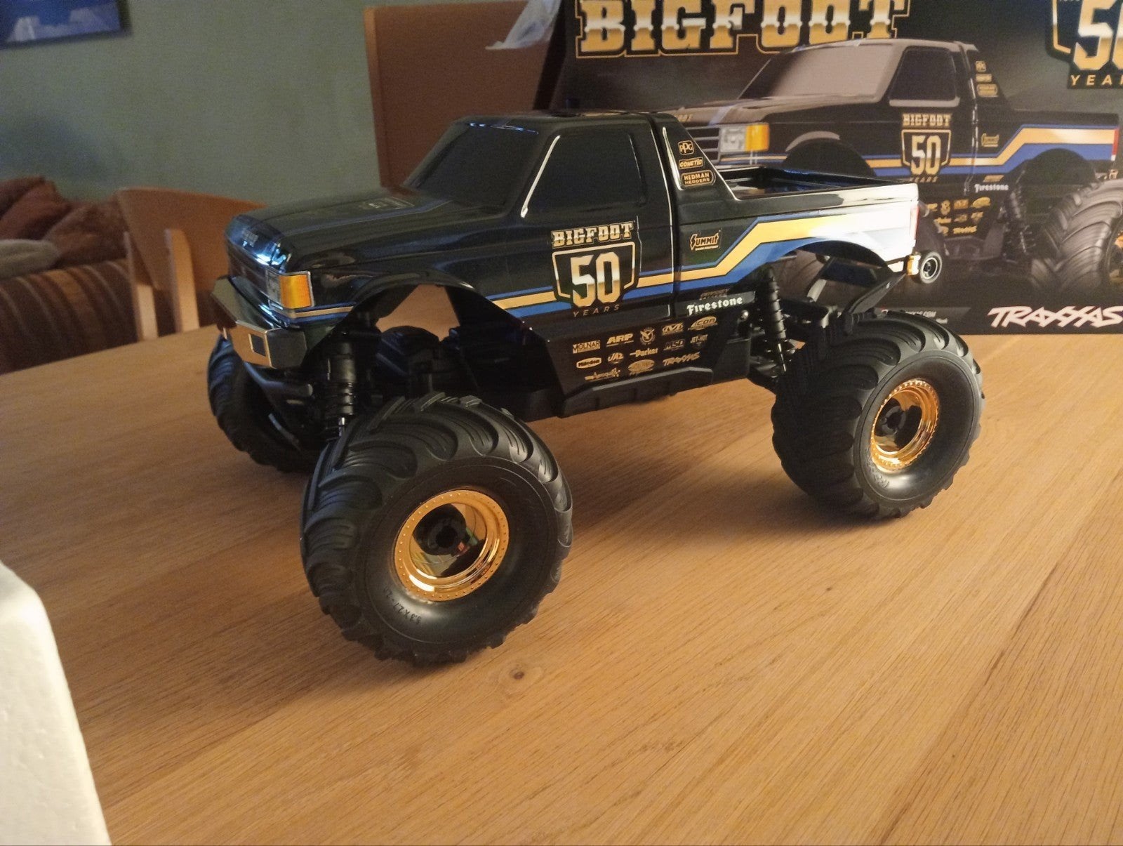 traxxas bigfoot 50 jaar viering1:10 limited edition RTR, Hobby en Vrije tijd, Modelbouw | Radiografisch | Auto's, Elektro, Auto offroad