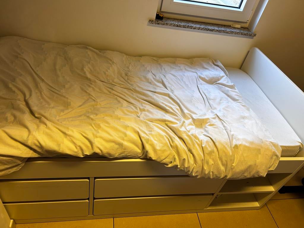 Ikea 1 persoons bed, Kinderen en Baby's, Kinderkamer | Stapelbedden en Hoogslapers, Zo goed als nieuw, Halfhoogslaper, Ophalen of Verzenden