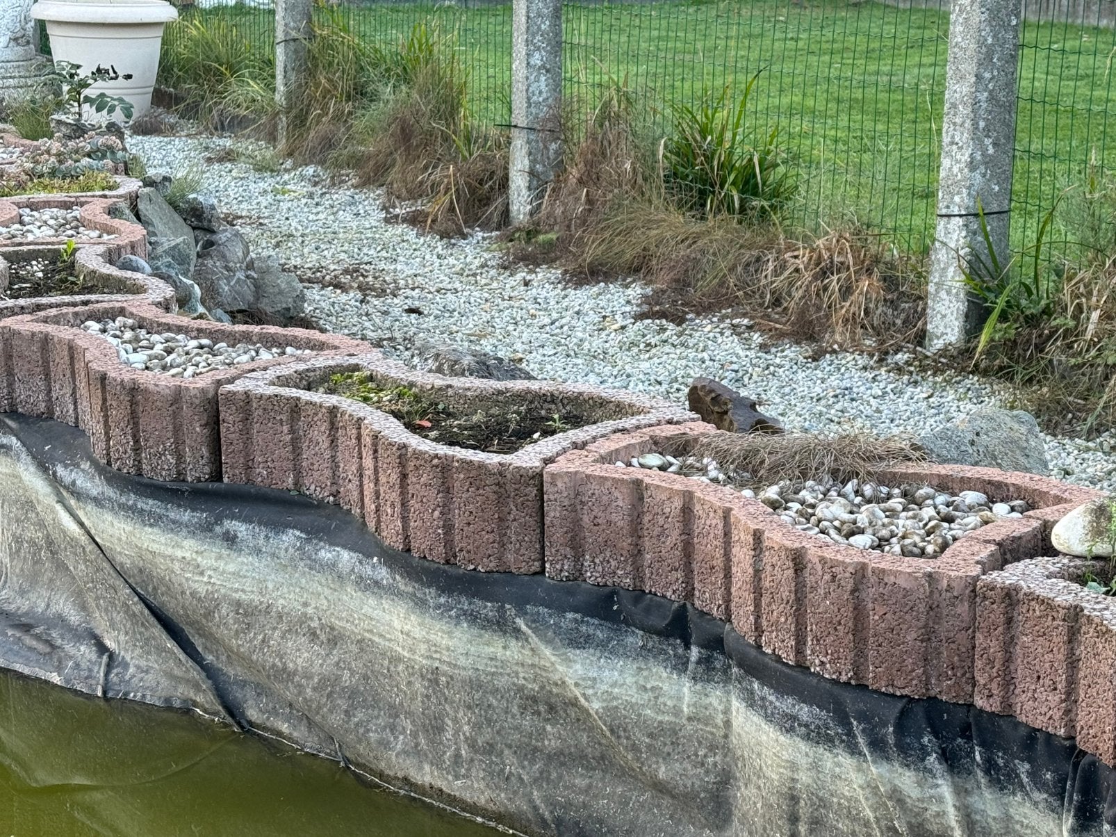 Betonnen sier-/borderstenen vijver – grote partij, Tuin en Terras, Ophalen, Zo goed als nieuw, Rood
