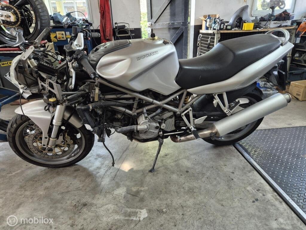 Frame motorblok tank wielen voorvork radical project 944 ST2, Motoren, Gebruikt, Factorystore.service@ducati.com, Ophalen of Verzenden