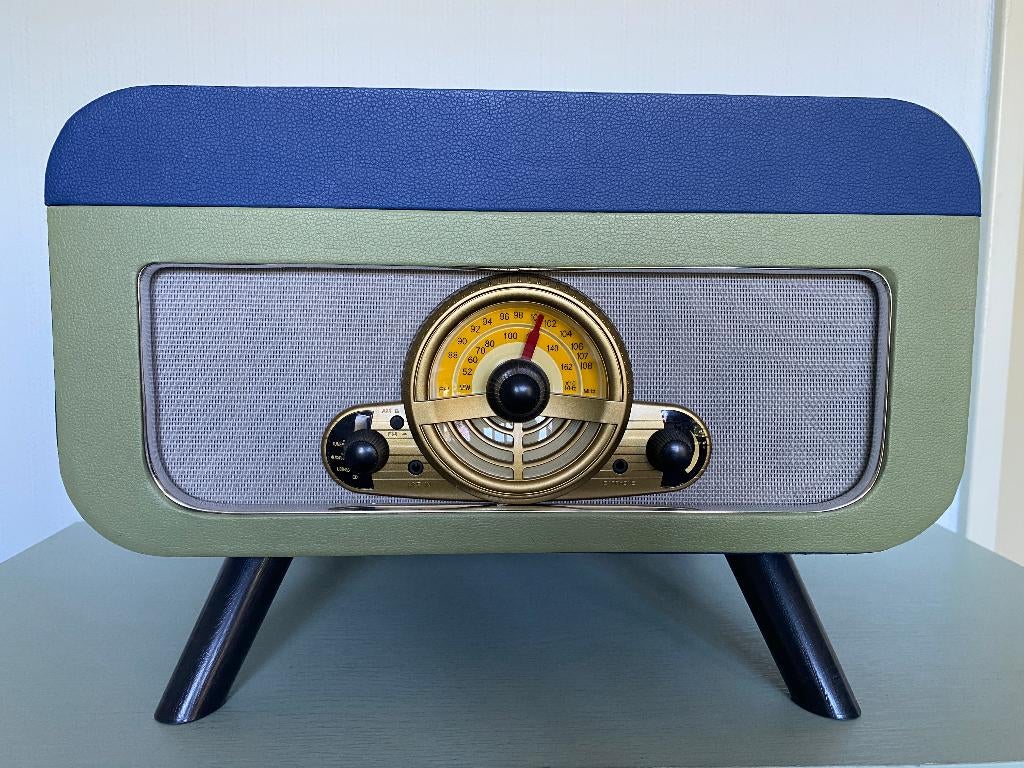 Steepletone Rico retro platenspeler-CD, TV, Hi-fi & Vidéo, Tourne-disques, Utilisé, Tourne-disque, Autres marques, Connexion USB