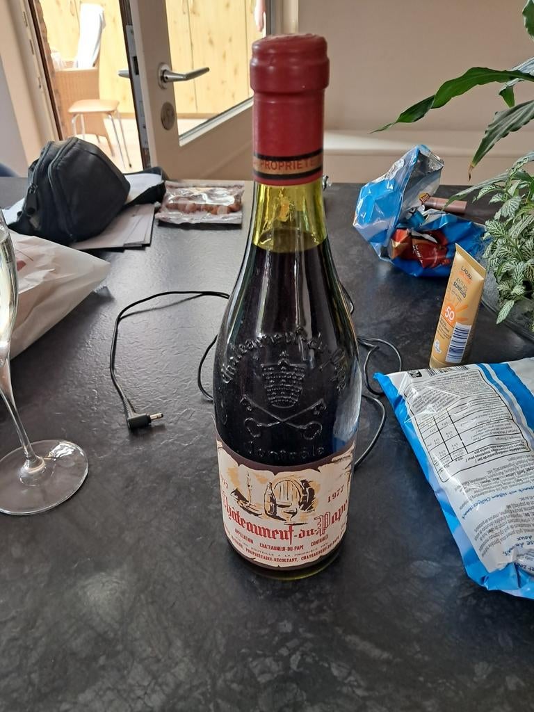 Châteauneuf du Pape 1977, Pleine, Enlèvement, Vin rouge, France