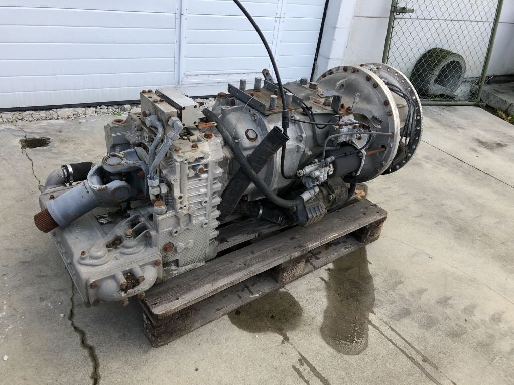 Renault B18200 R 42 + Voith Retarder 113, Gebruikt, Renault, Transmissie en Accessoires