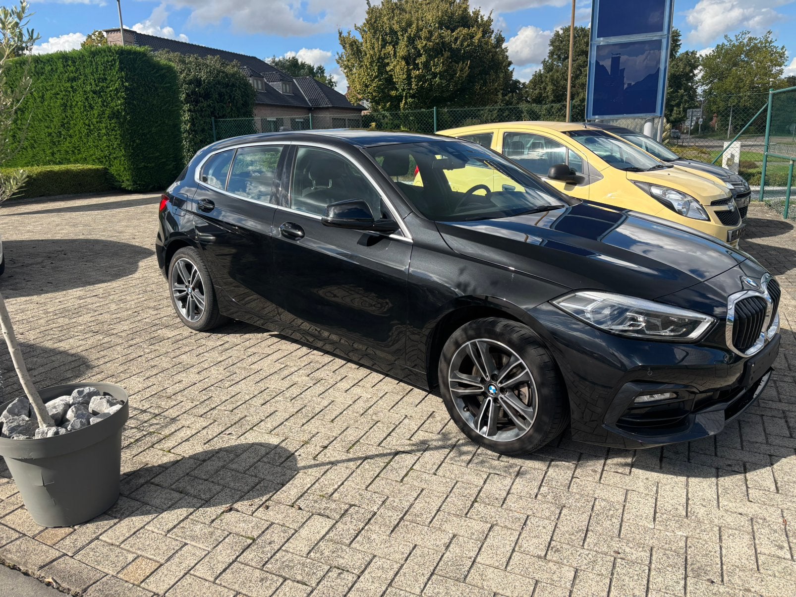 Bmw 118i  SPORT 2021 sportline vele opties automaat, Auto's, 1 Reeks, Leder en Stof, Zwart, Bedrijf