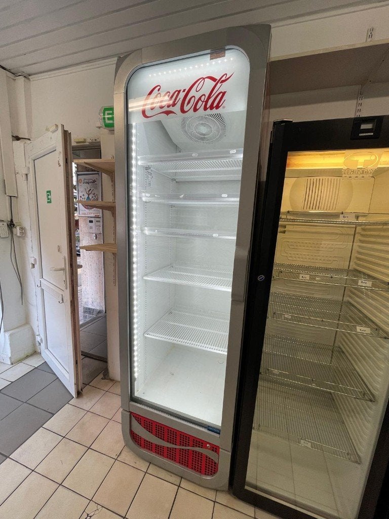 Frigo vitrine professionnel Coca-Cola – LED – porte vitrée, Articles professionnels, Enlèvement, Boissons
