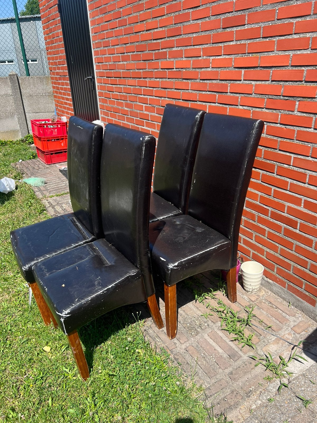 Chaises (4 pièces) GRATUITES, Enlèvement, Utilisé