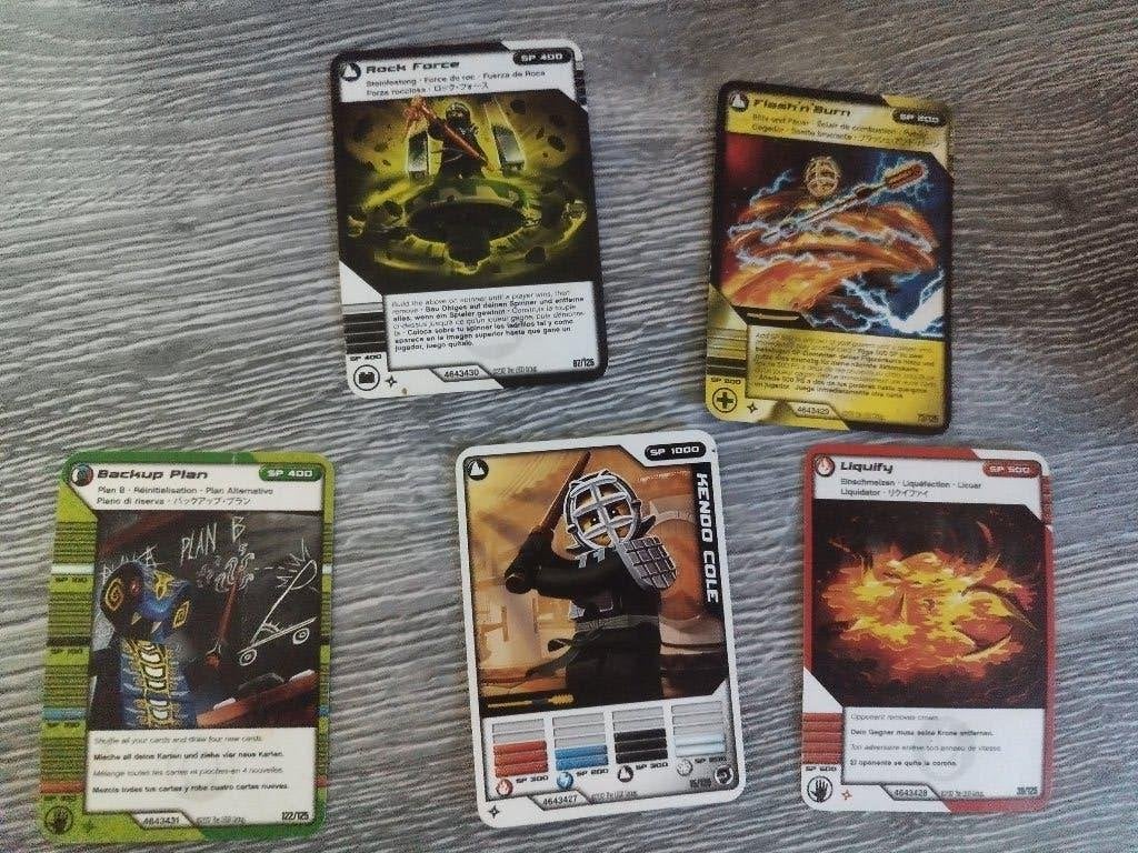 Cartes Lego Ninjago, Hobby & Loisirs créatifs, Jeux de cartes à collectionner | Autre, Enlèvement ou Envoi, Comme neuf, Plusieurs cartes