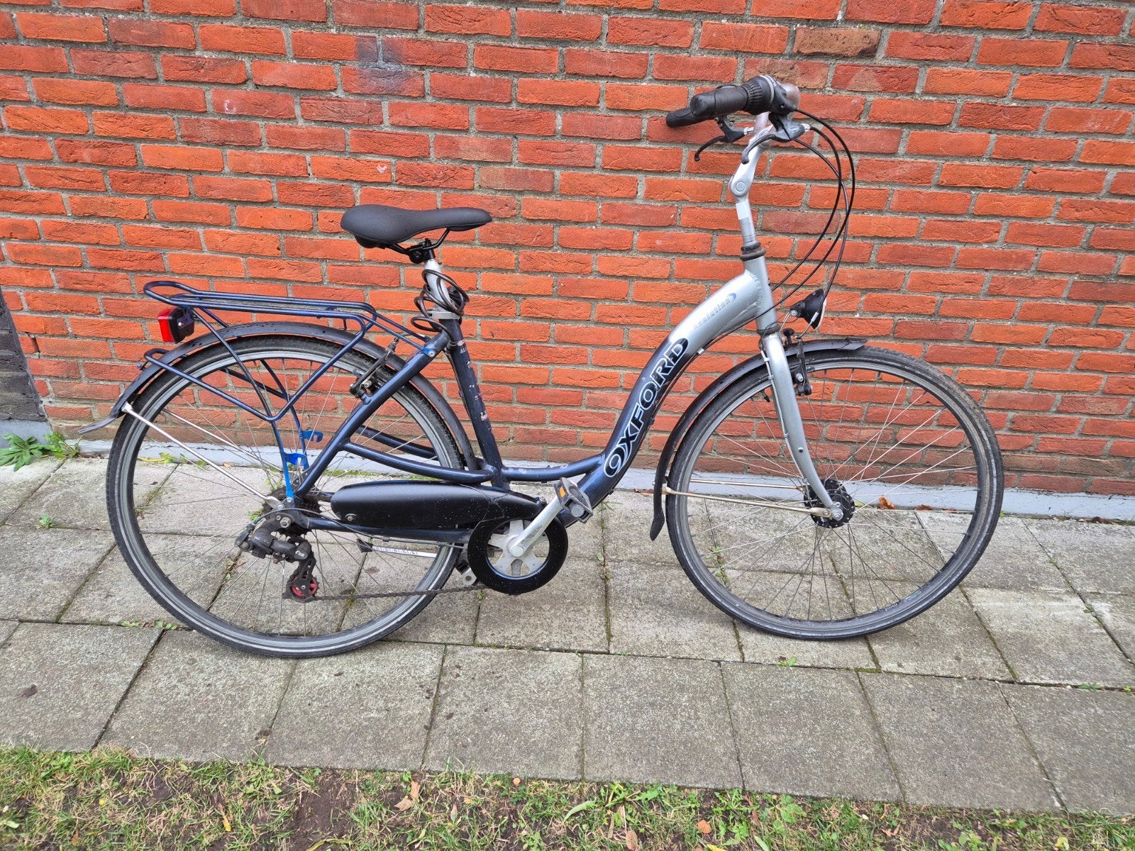 Oxford, Fietsen en Brommers, Ophalen