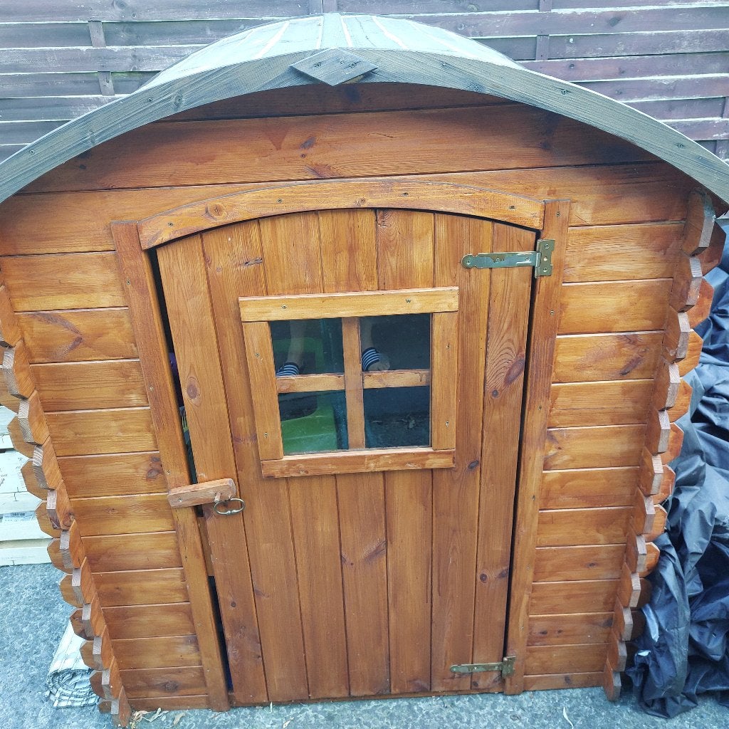 Chalet bois enfant, Enlèvement, Comme neuf