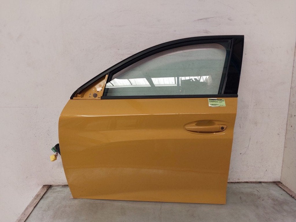 PORTIER LINKS VOOR Peugeot 208 II (UB / UH / UP) (01-2019/-), Kontakt-peugeot@peugeot.com, Gebruikt, Deur, Voor
