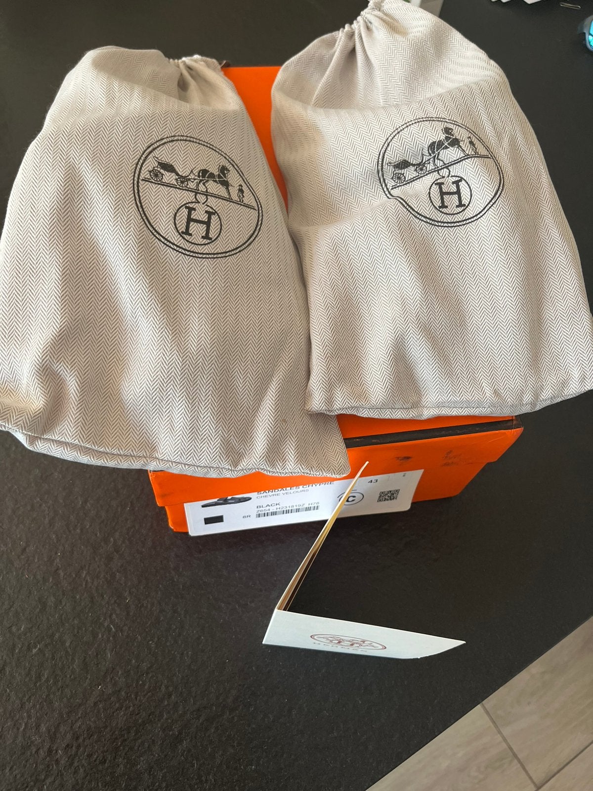 Sandales Hermes homme, Neuf, Enlèvement, Sandales, Noir