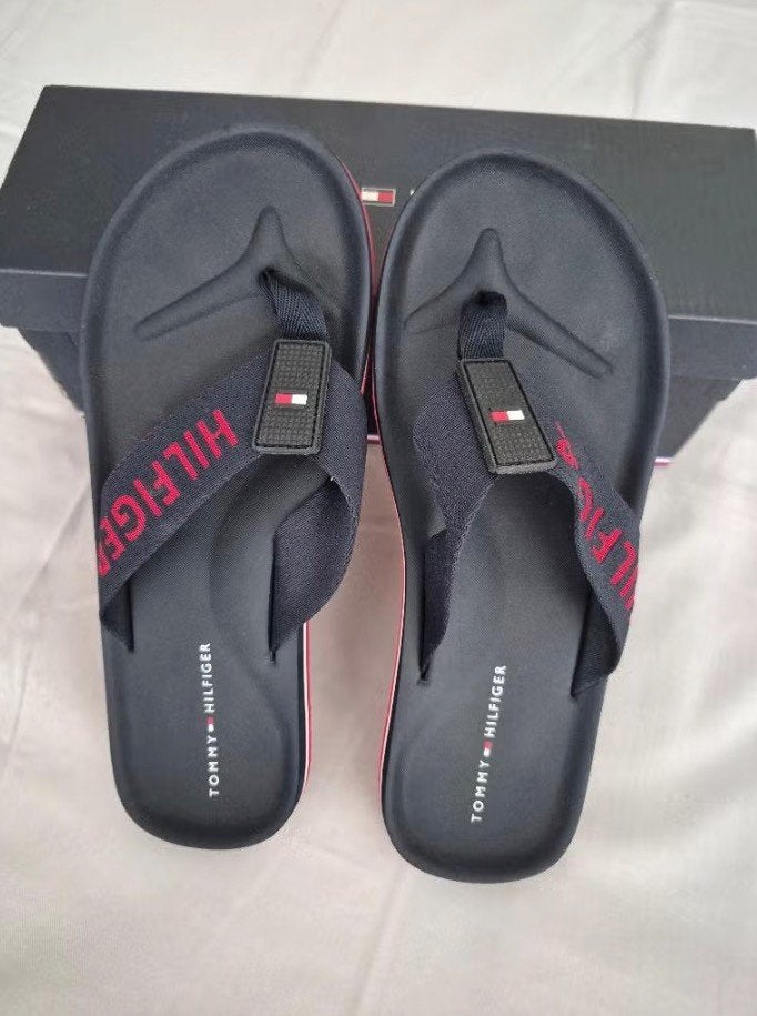 Tommy Hilfiger Teenslippers, maar 43, Vêtements | Hommes, Chaussures, Chaussons, Comme neuf, Enlèvement, Tommy hilfiger