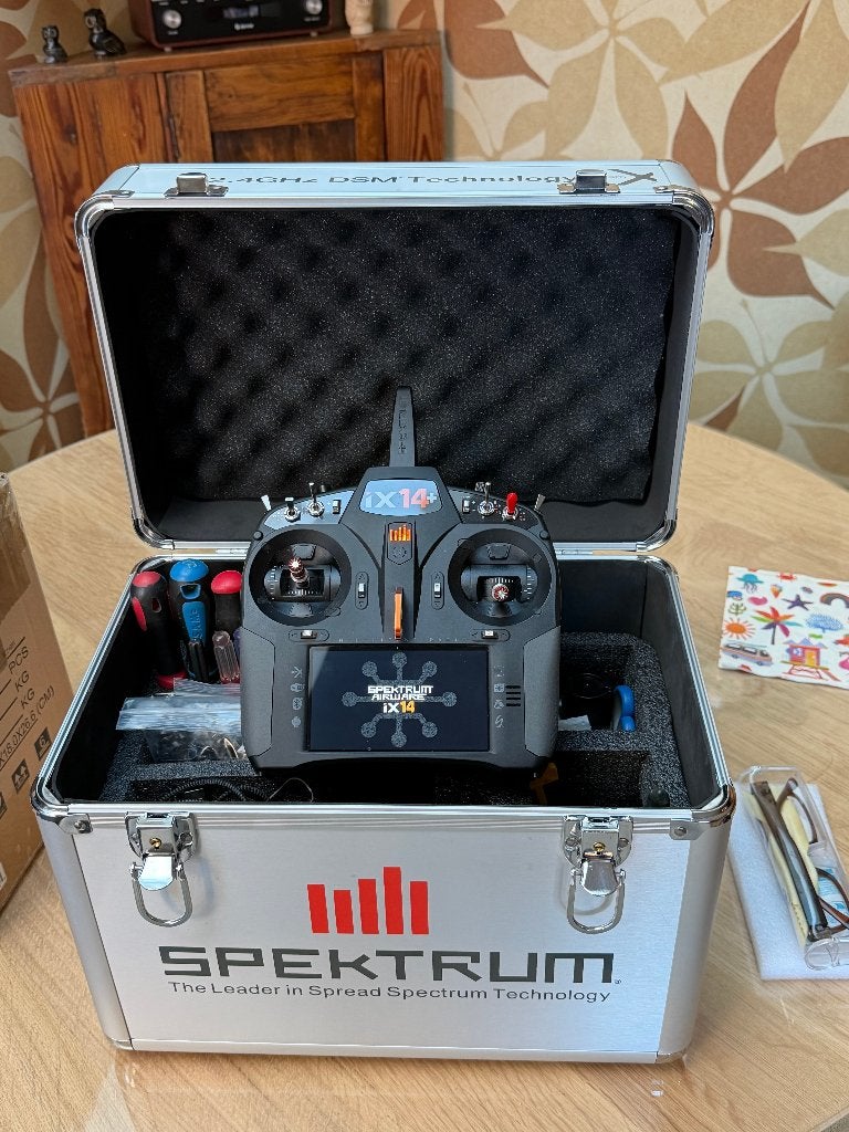IX 14 + Spectrum, Enlèvement, Comme neuf