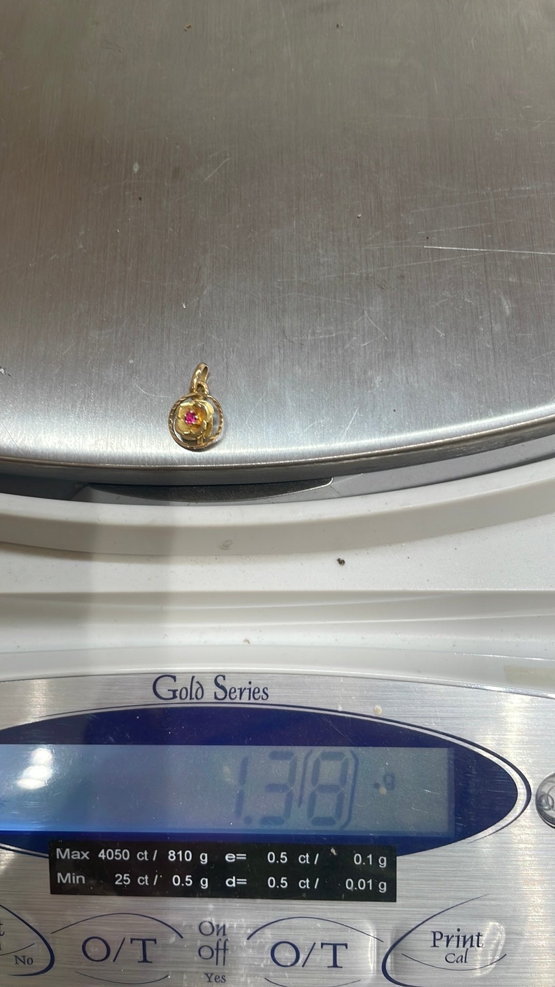 Goud hanger, Verzenden, Zo goed als nieuw, Rood, Goud