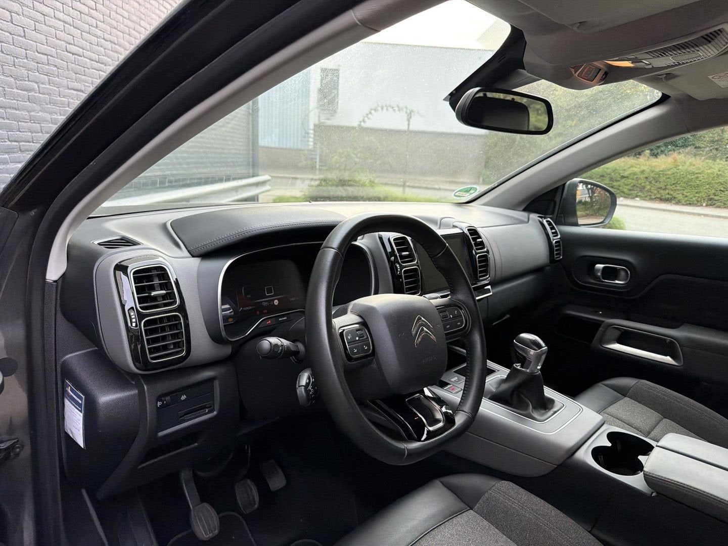 Citroen C5 Aircross 1.2 PureTech Business | € 8.900,- NETTO!, Autos, Argent ou Gris, Achat, Entreprise, Boîte manuelle