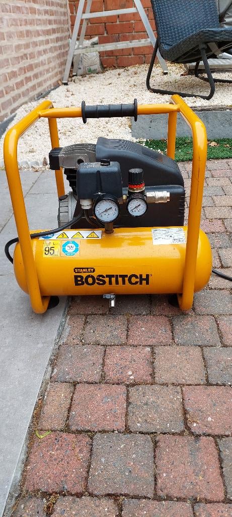 Stanley  Bostitch compressor, Ophalen, Zo goed als nieuw