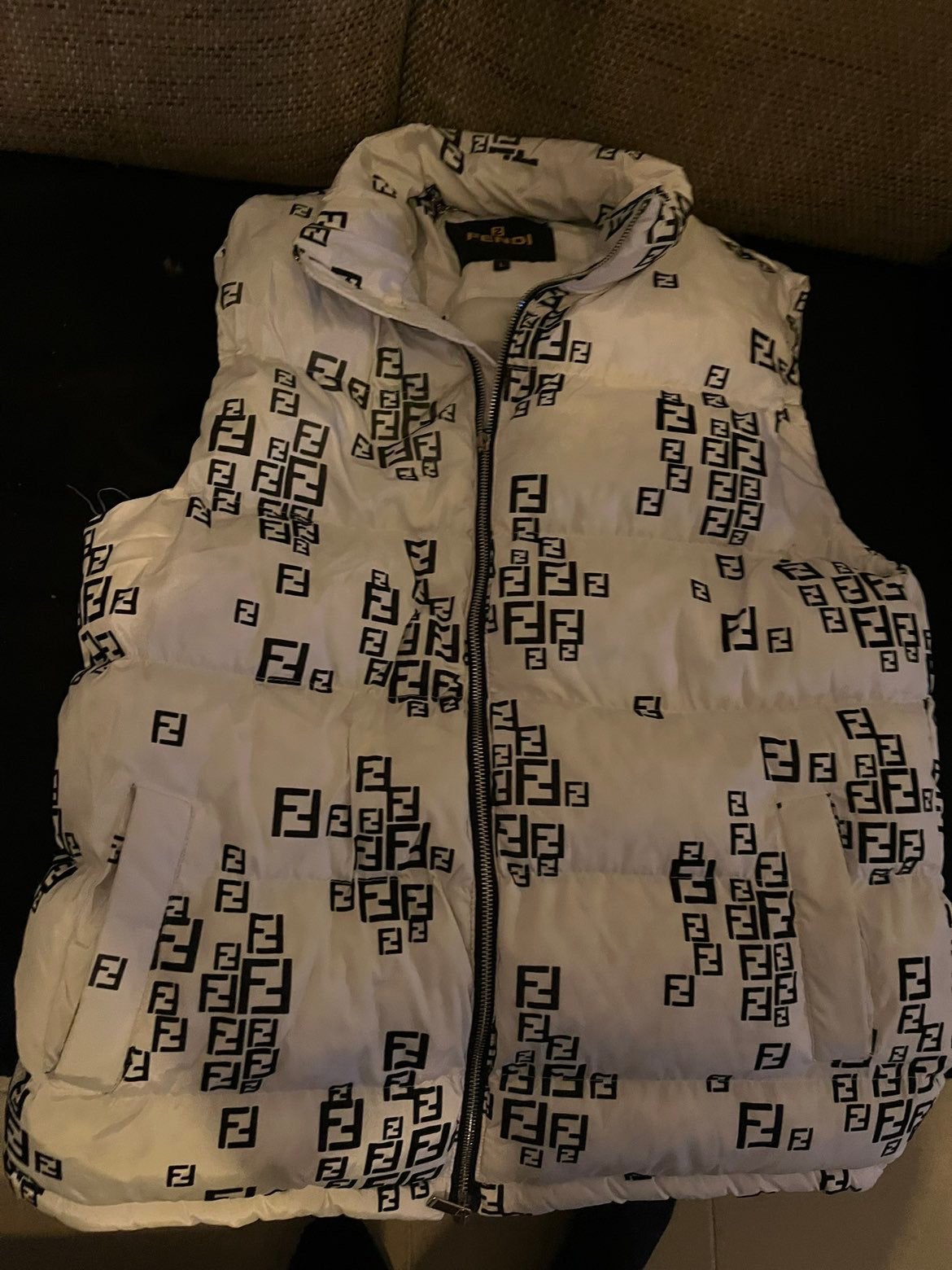 Fendi bodywarmer, Ophalen, Nieuw, Maat 42/44 (L), Wit