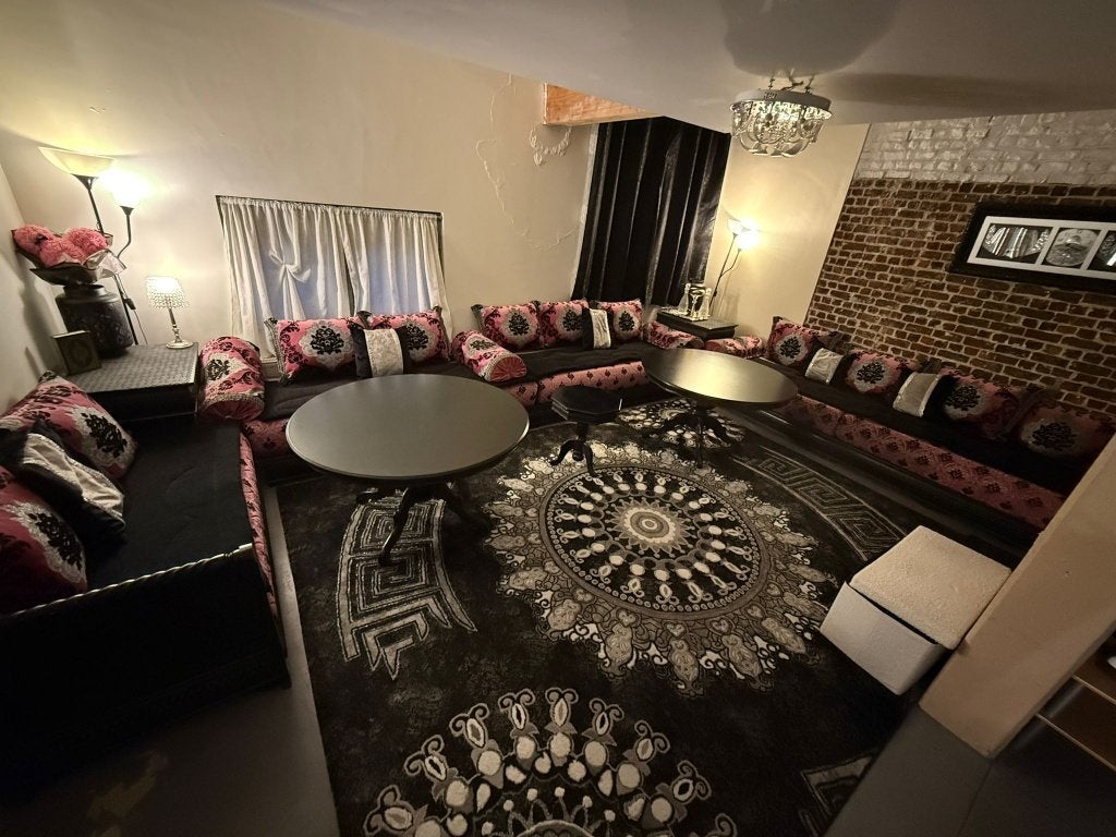 Salon marocain complet – Excellent état, Enlèvement, Comme neuf, Tissus, Marocain