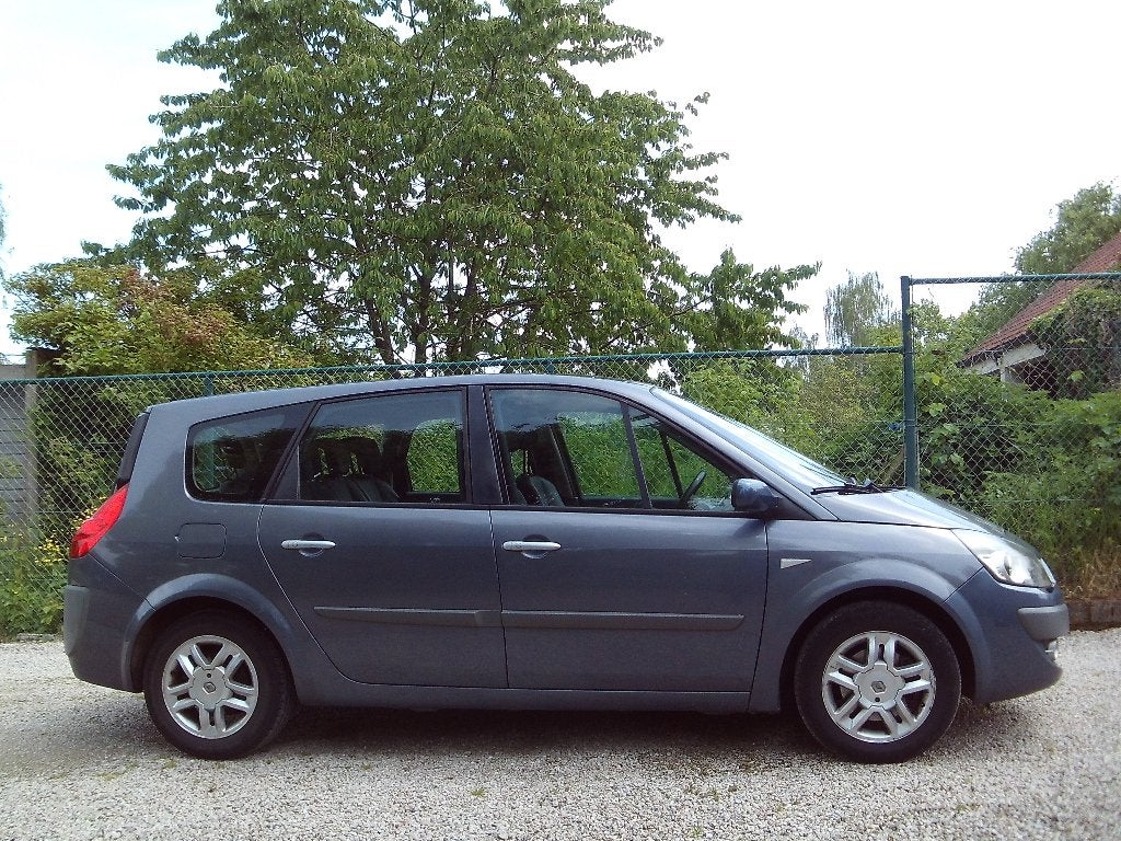 Renault Grand Scenic 131PK LEDER " 7PLAATSEN " PANO-DAK !, Auto's, Voorwielaandrijving, Monovolume, 4 cilinders, 7 zetels