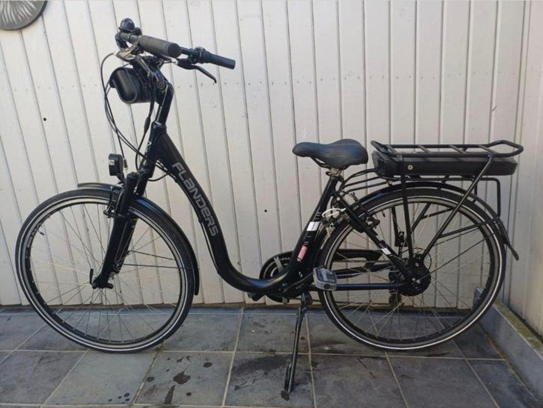 Elektrische fiets zwarts flanders, Zo goed als nieuw, 51 tot 55 cm, 30 tot 50 km per accu, Ophalen