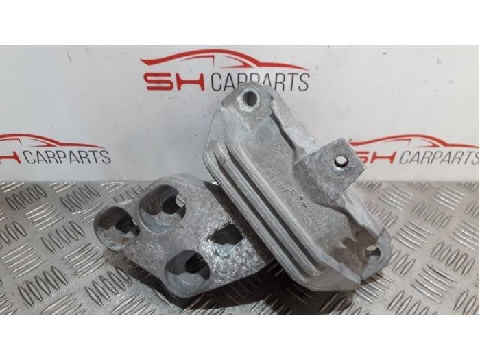Support moteur d'un Mercedes A-Klasse, 3 mois de garantie, Utilisé, -, -